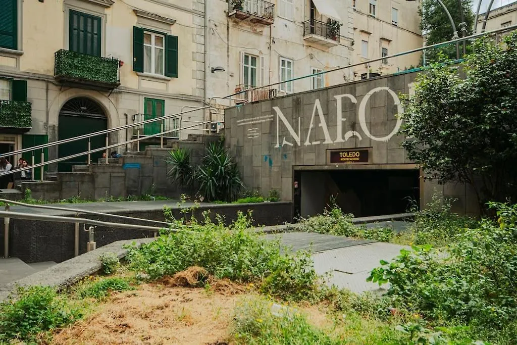 Basso Ai Quartieri Experience Naples