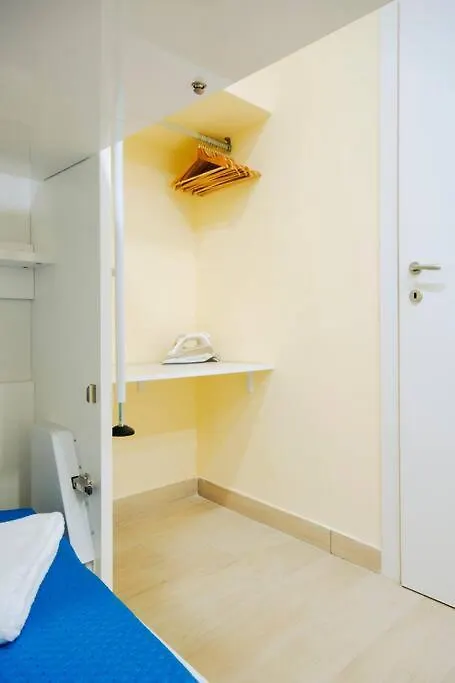 Basso Ai Quartieri Experience Naples Apartment